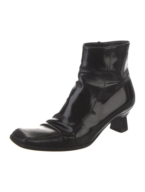 Cuyana Patent Leather Boots