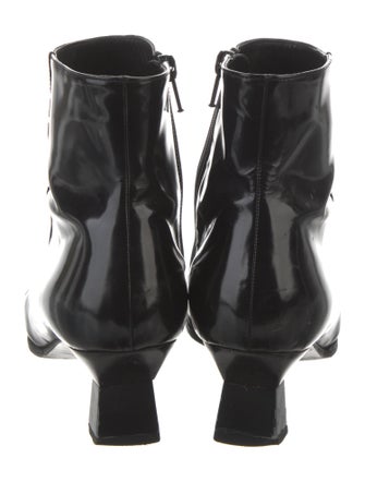 Cuyana Patent Leather Boots