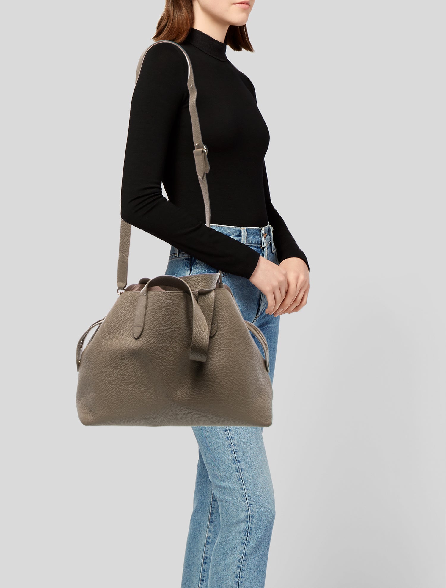 Cuyana Leather Shoulder Bag