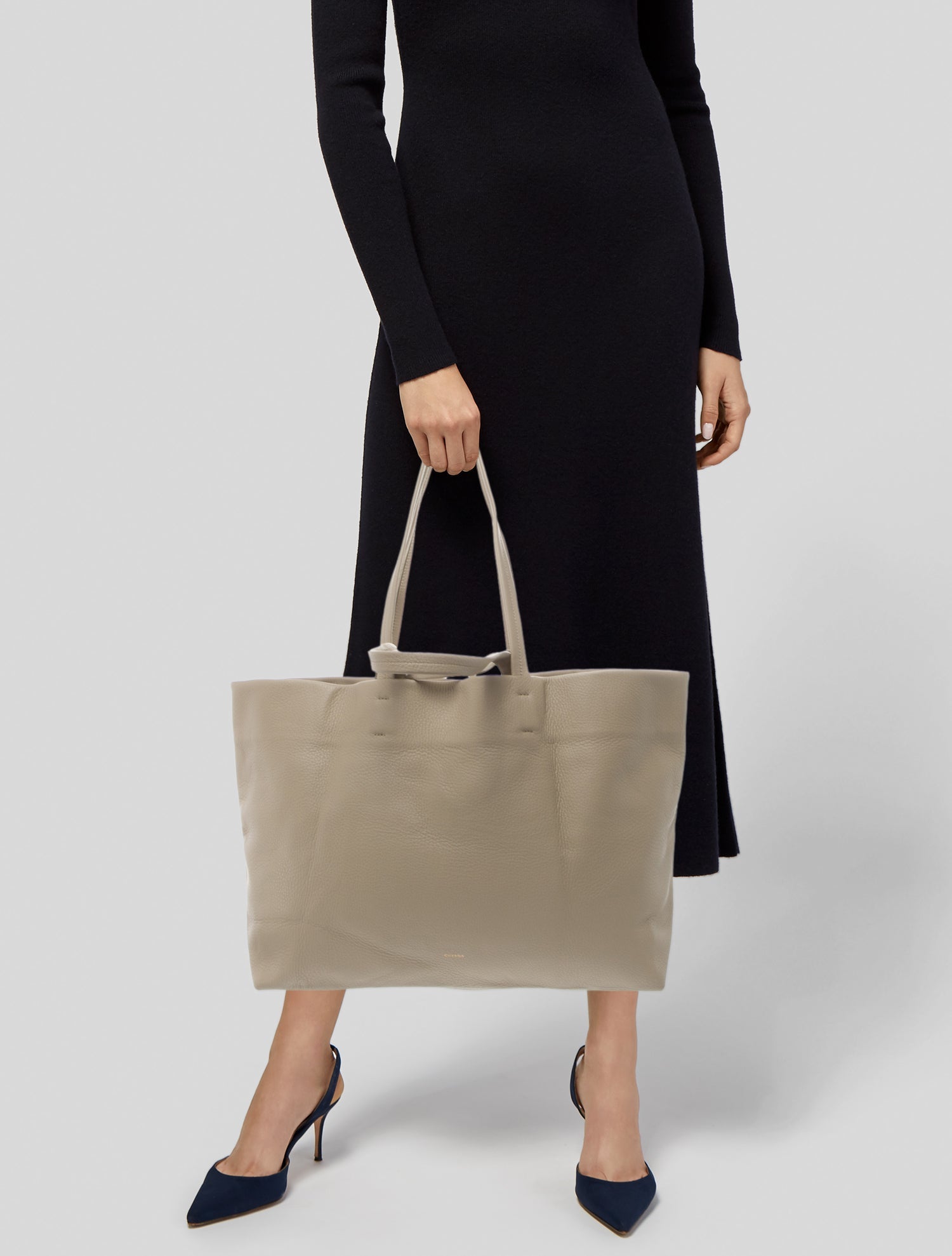 Cuyana Leather Tote