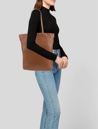Cuyana Leather Tote