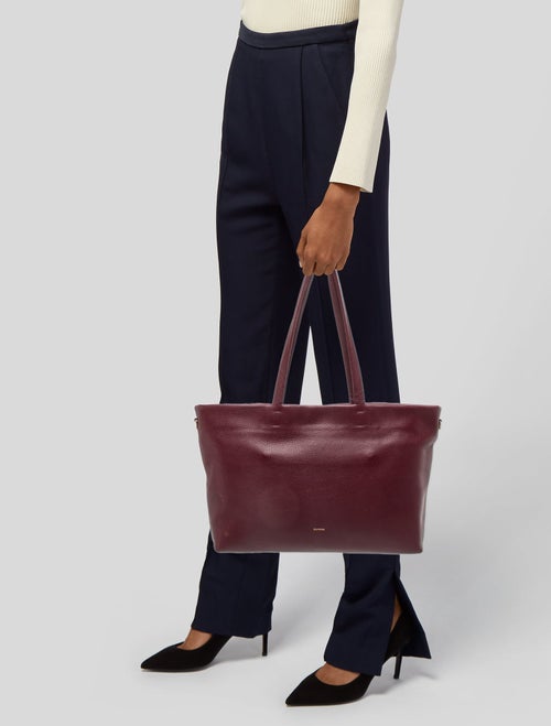 Cuyana Leather Tote