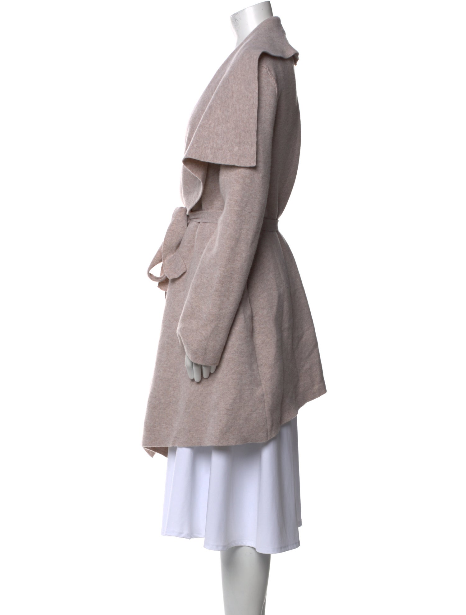 Cuyana Virgin Wool V-Neck Sweater