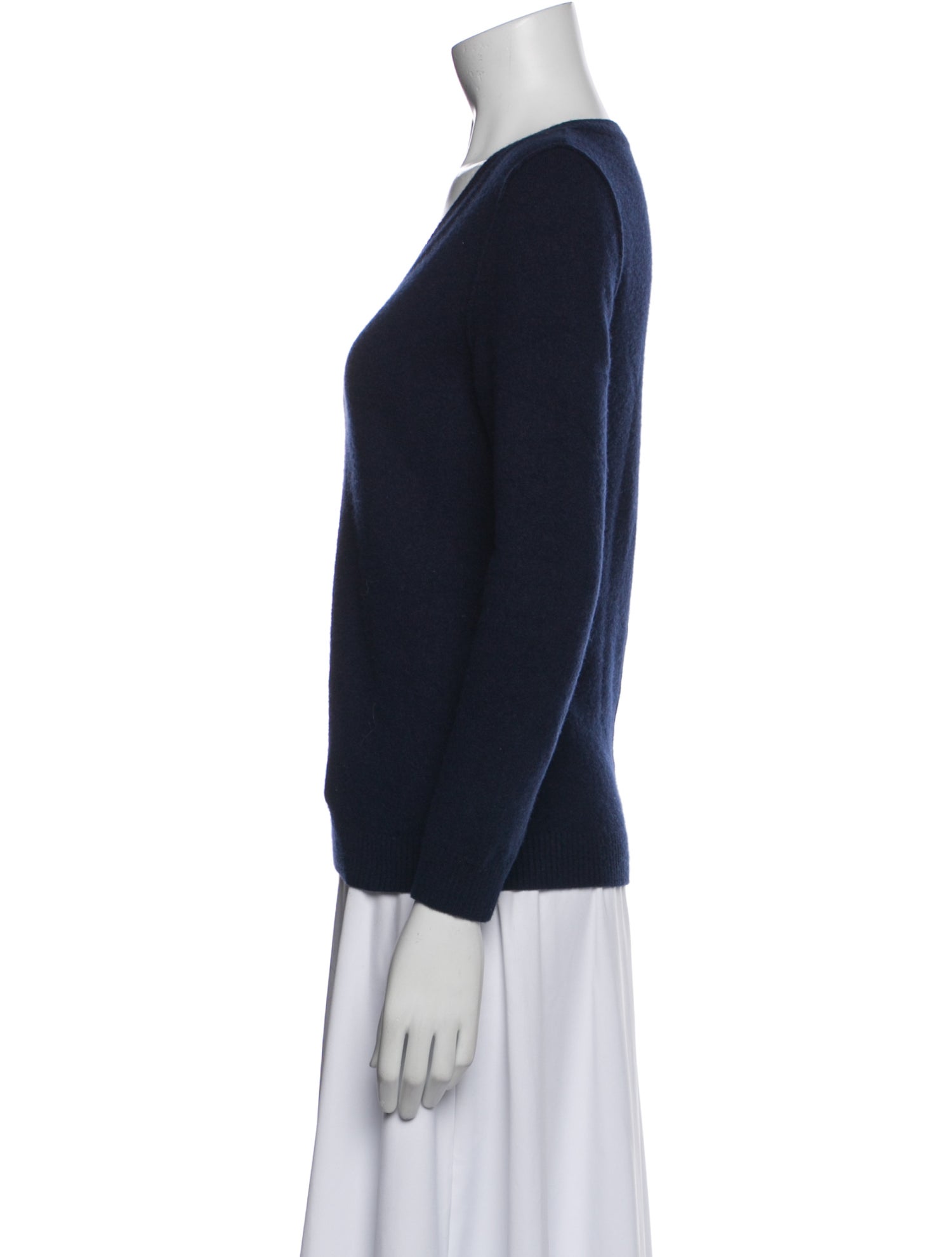 Cuyana Virgin Wool V-Neck Sweater