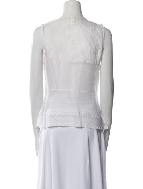 Dosa Crew Neck Sleeveless Button-Up Top