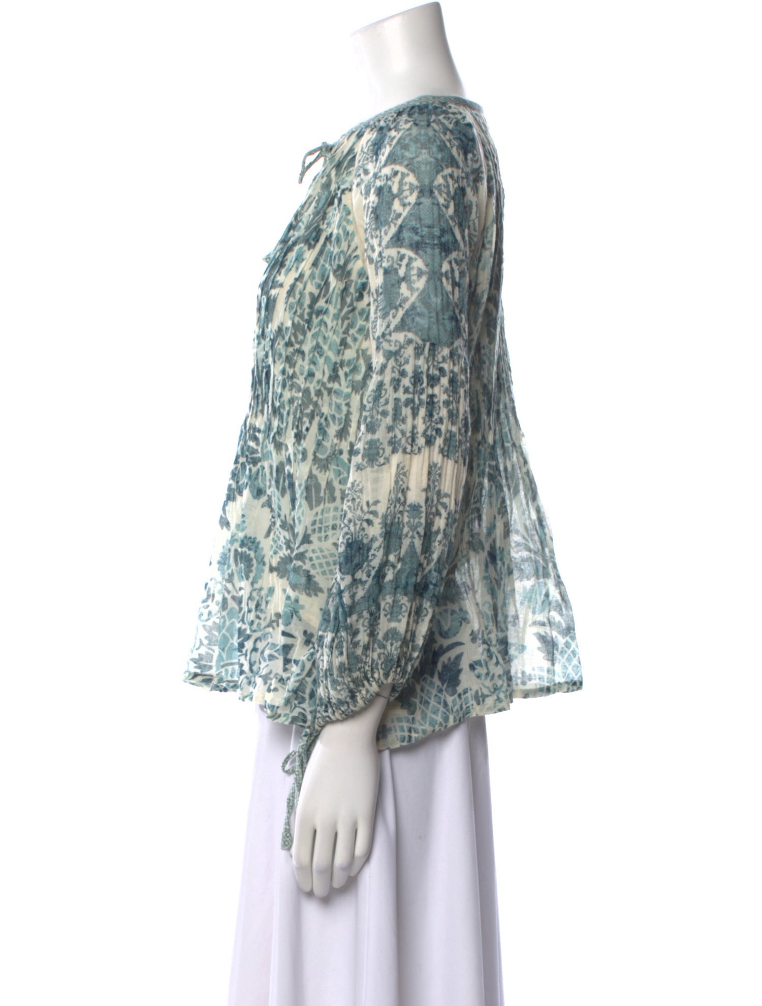 D'Ascoli Floral Print V-Neck Blouse