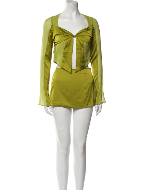 Danielle Guizio Bow Accents Skirt Set