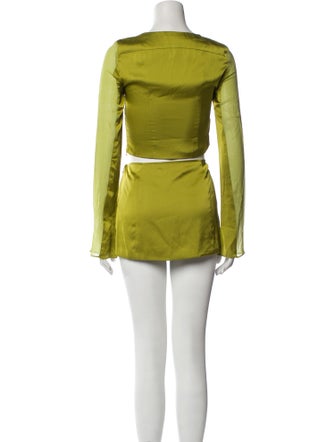 Danielle Guizio Bow Accents Skirt Set