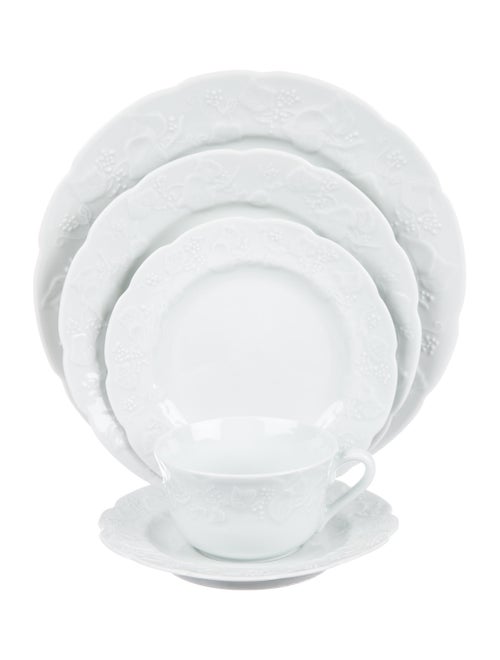 Dansk 38-Piece Ivy Tableware Set