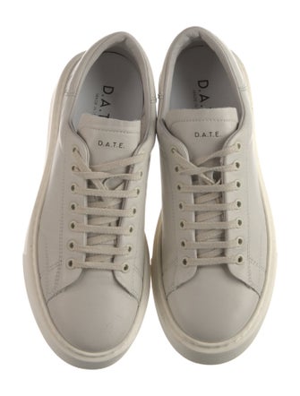 D.A.T.E. Leather Sneakers