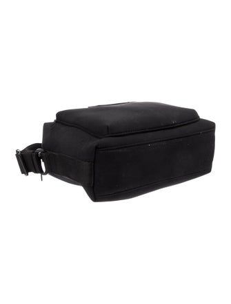 Dagne Dover Neoprene Messenger Bag