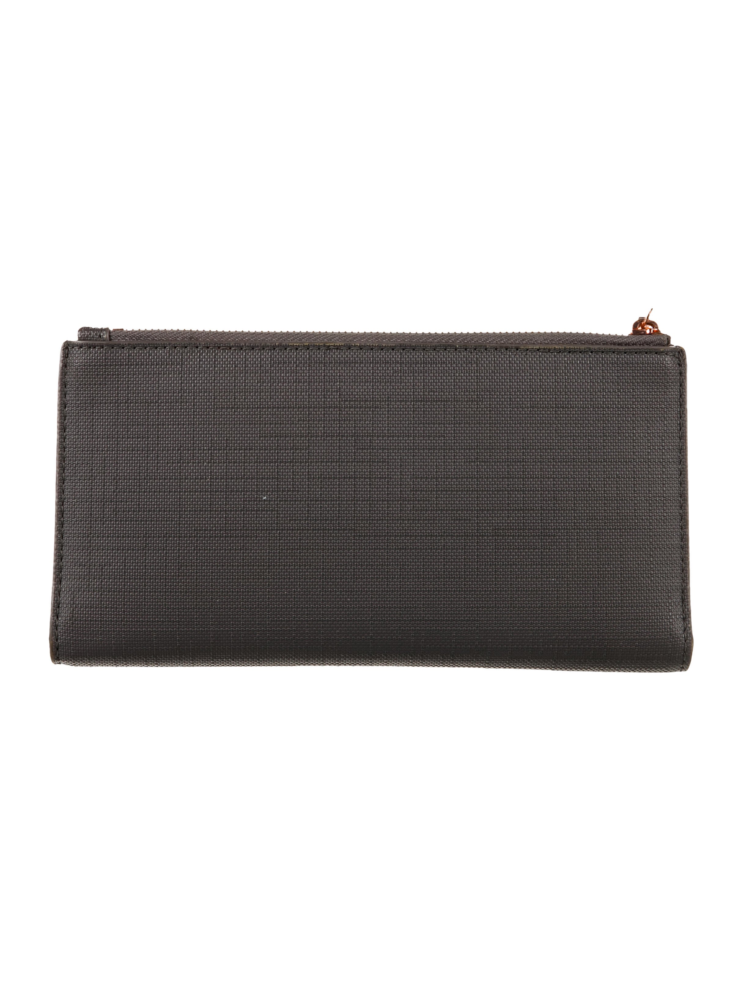 Dagne Dover Leather Wallet