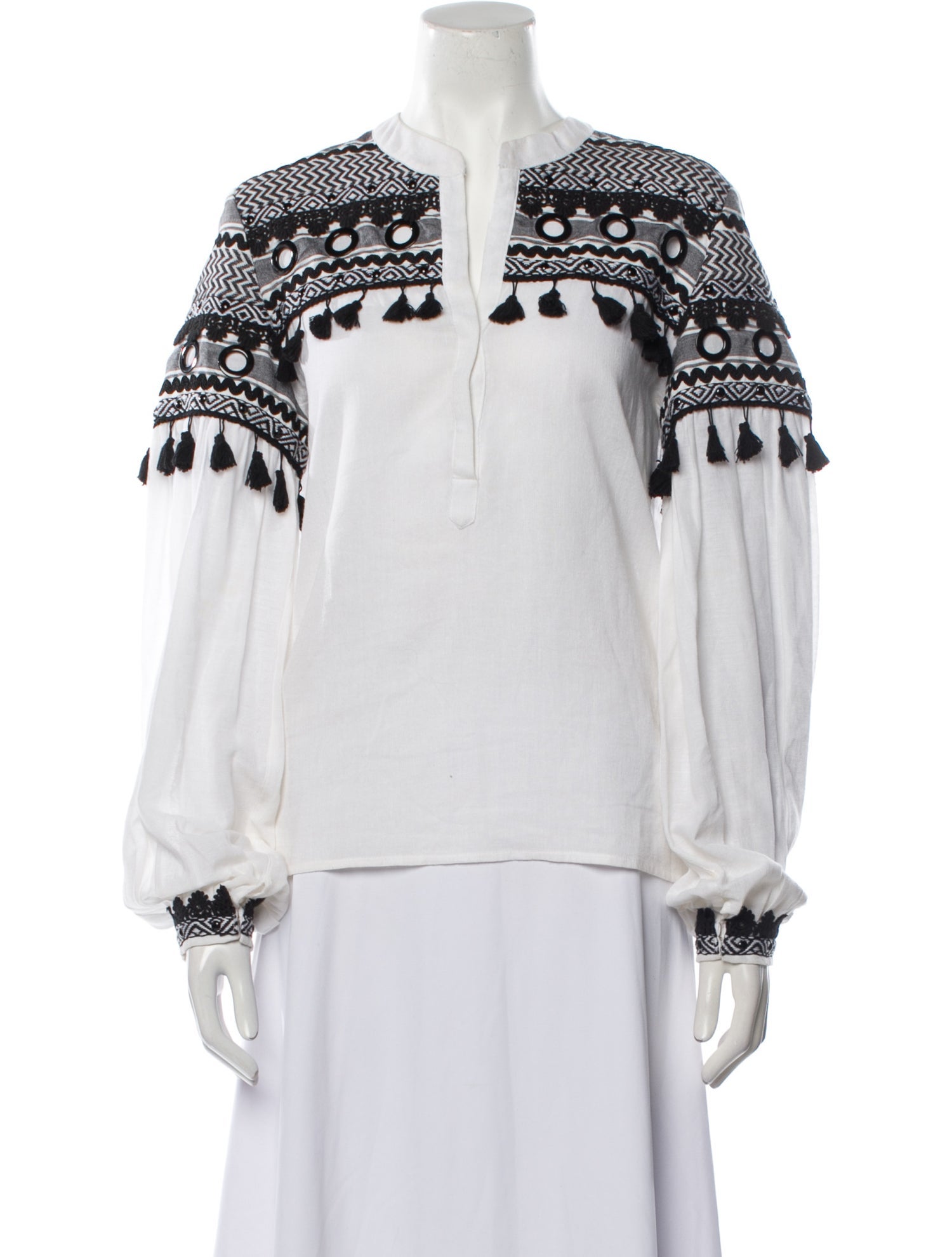 Dodo Bar Or Lace Pattern V-Neck Blouse