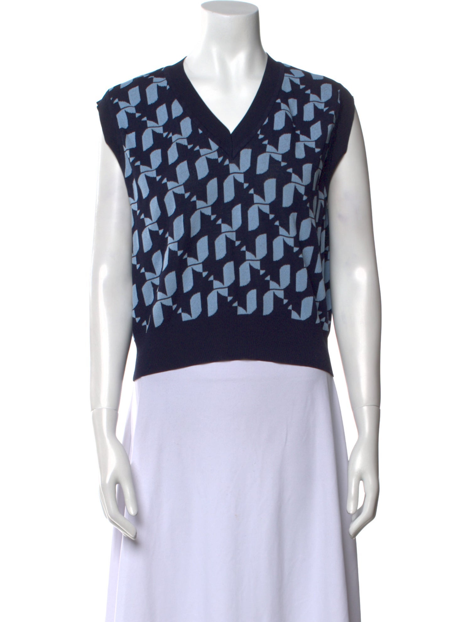 Dodo Bar Or Printed V-Neck Crop Top