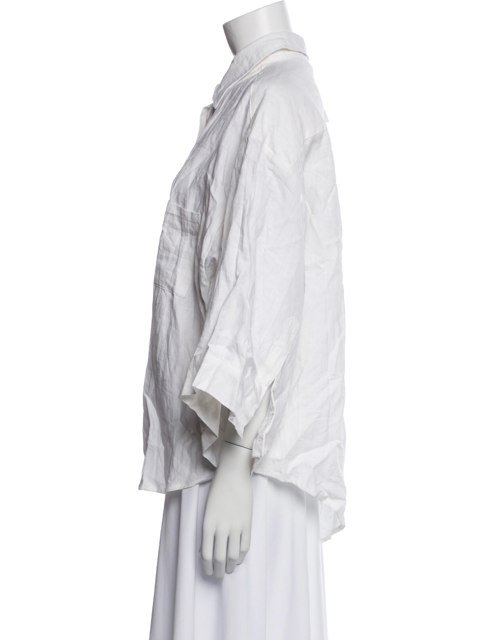 Deiji Studios Linen Three-Quarter Sleeve Button-Up Top