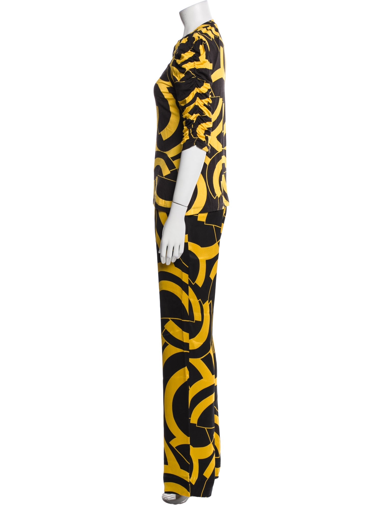 De La Vali Printed Pant Set