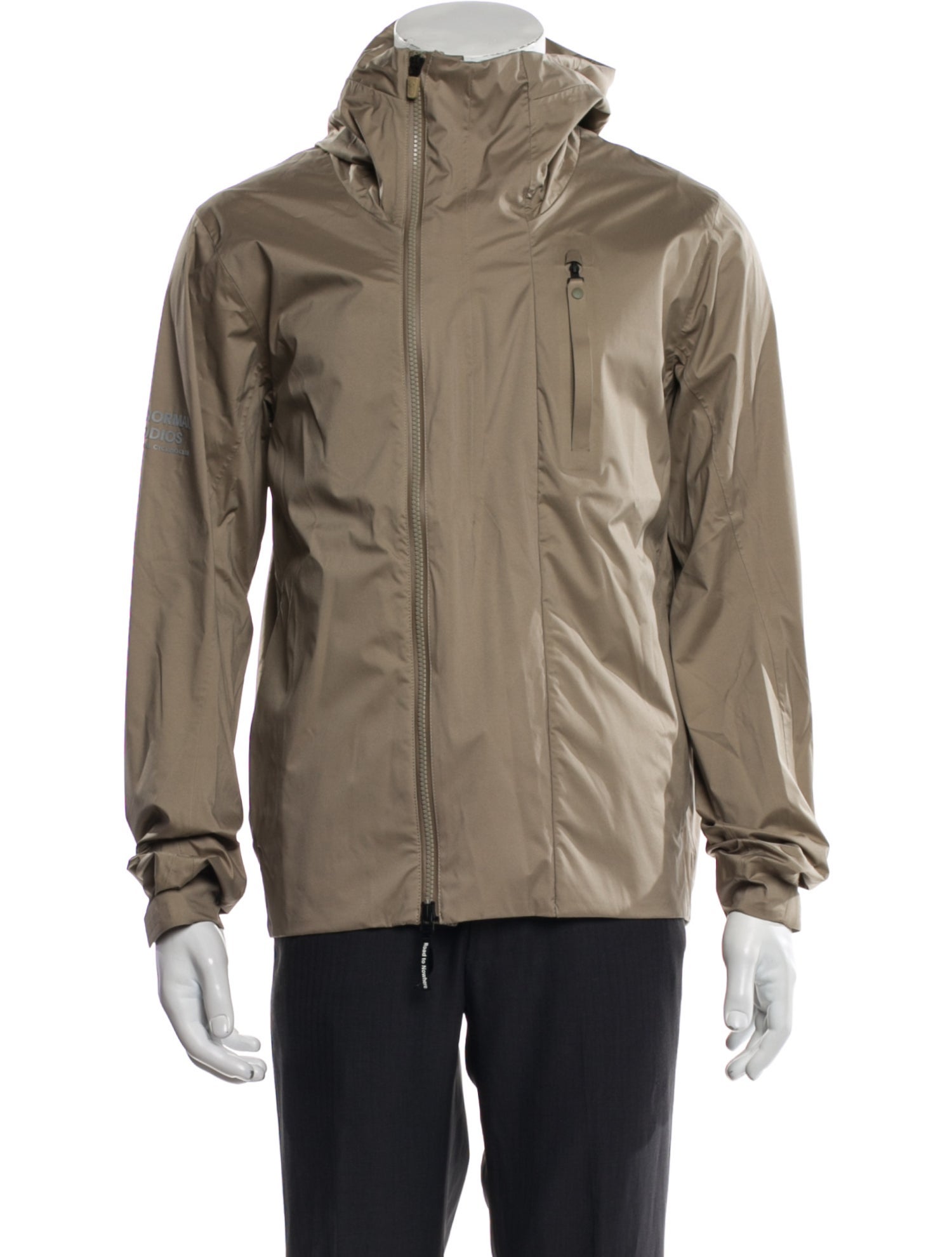 Descente Windbreaker