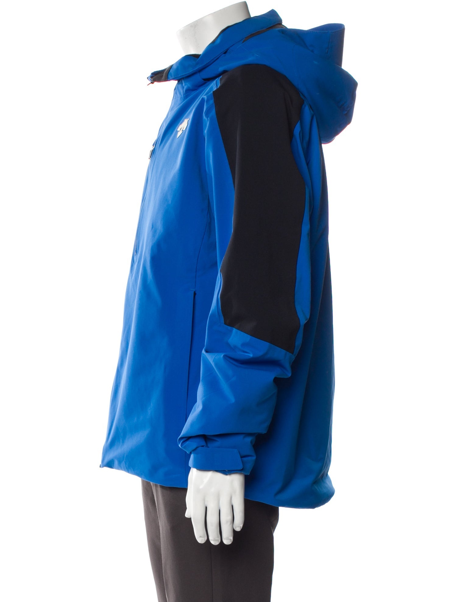 Descente Windbreaker