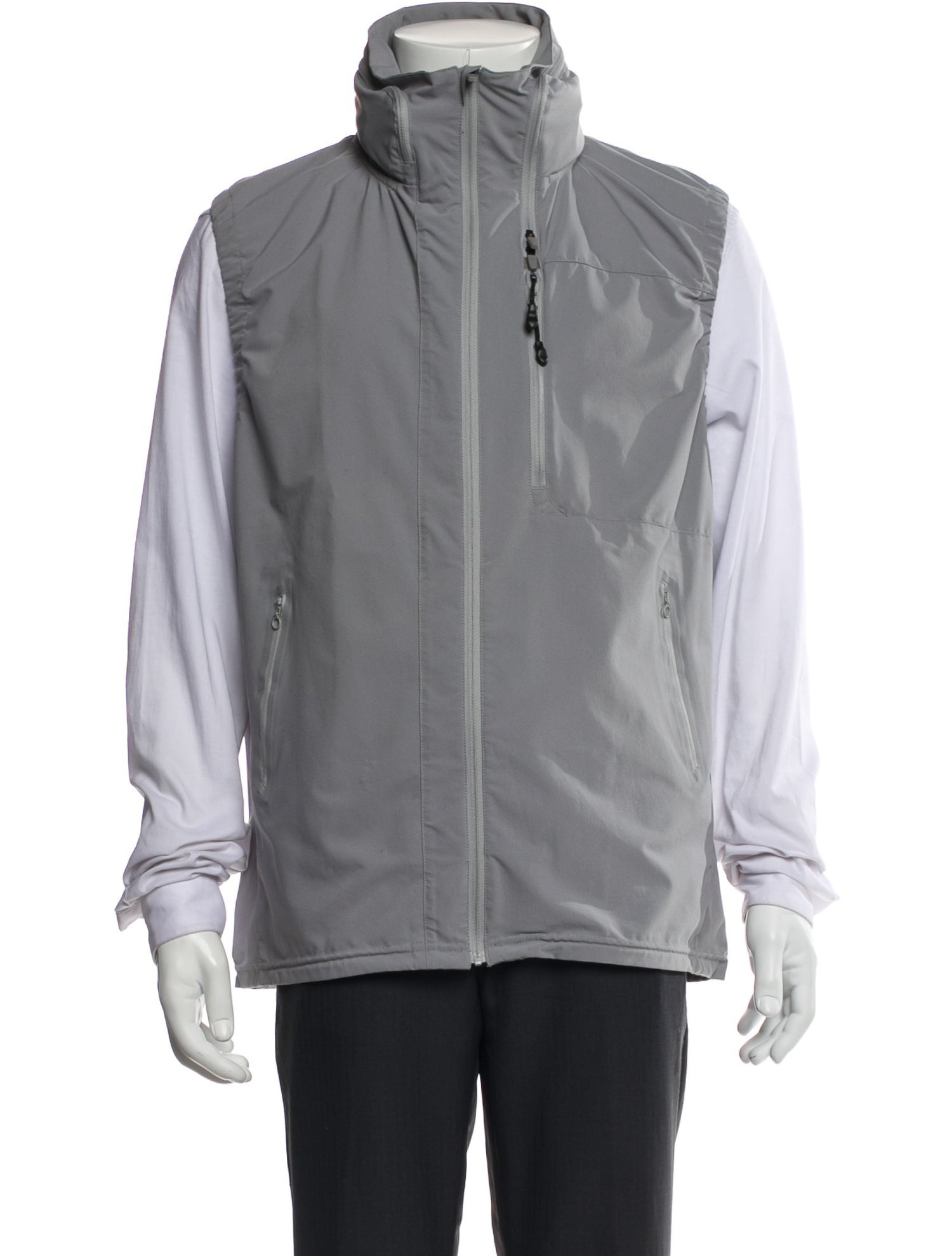 Descente Windbreaker