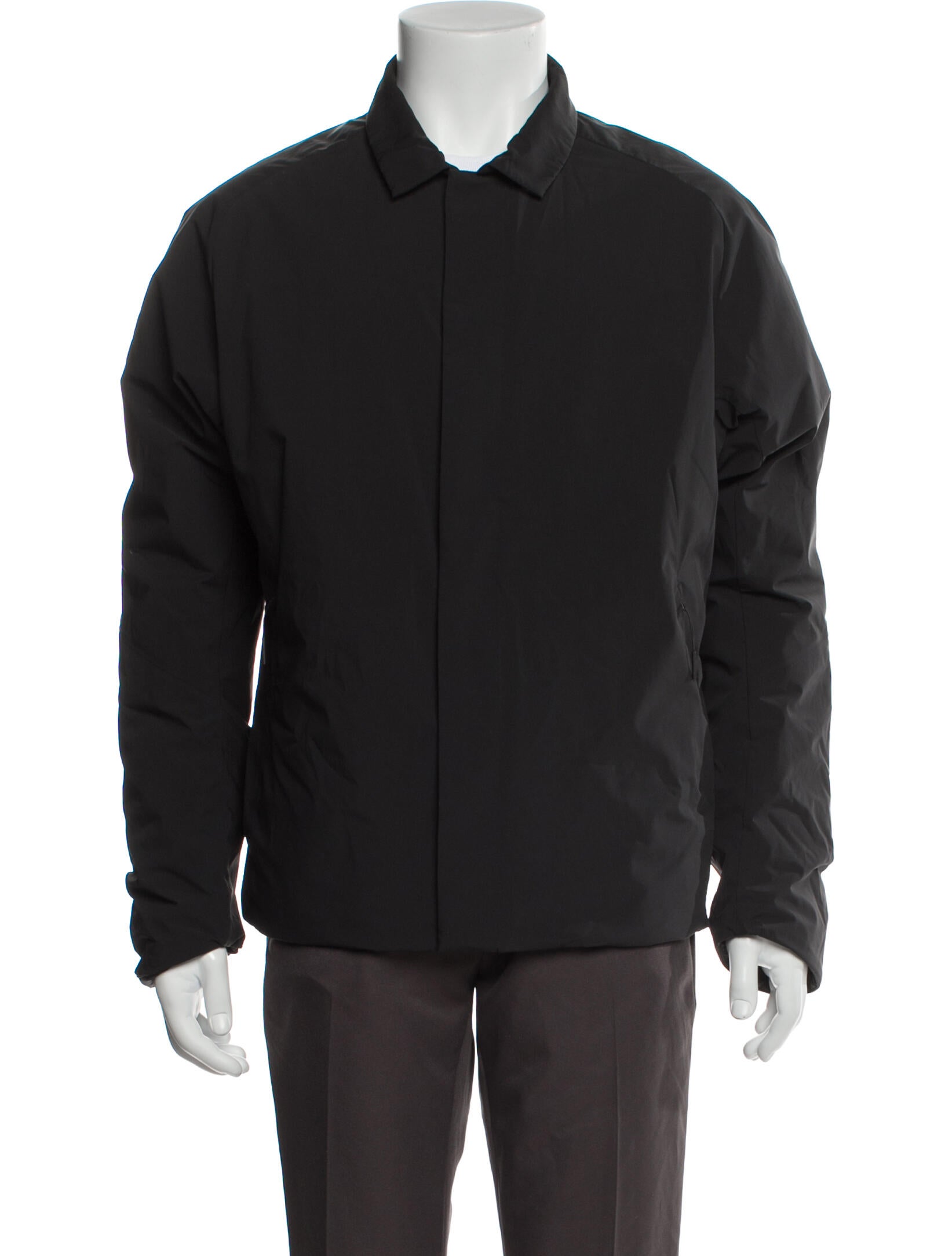 Descente Windbreaker