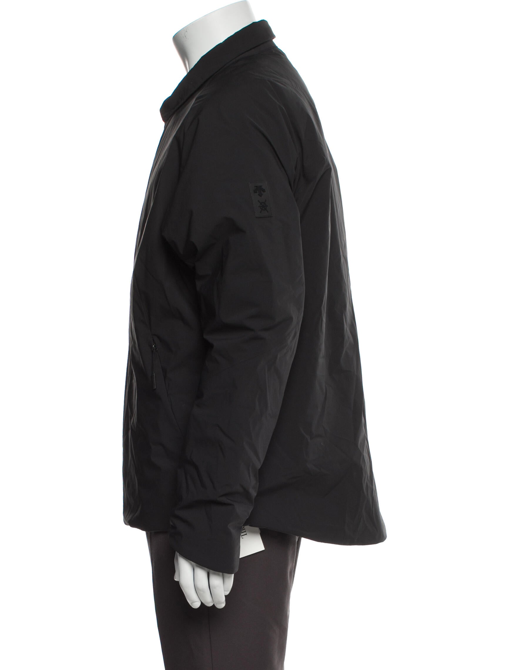 Descente Windbreaker