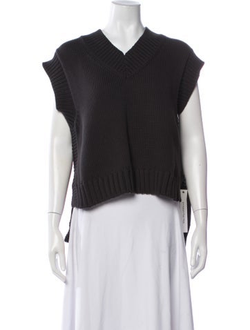 Pre-owned Deveaux V-neck Sweater In Grey
