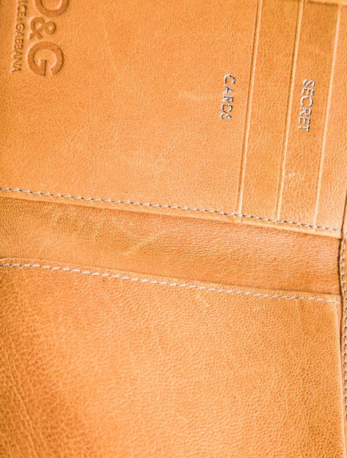 D&G Wallet