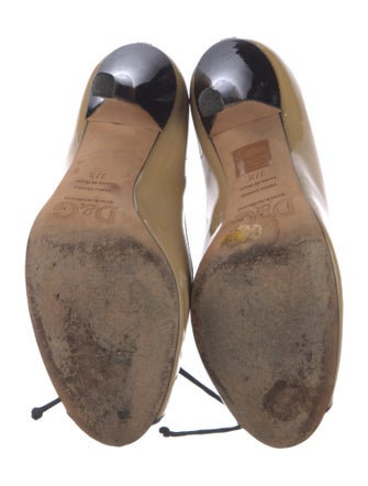 D&G Patent Leather Printed Pumps