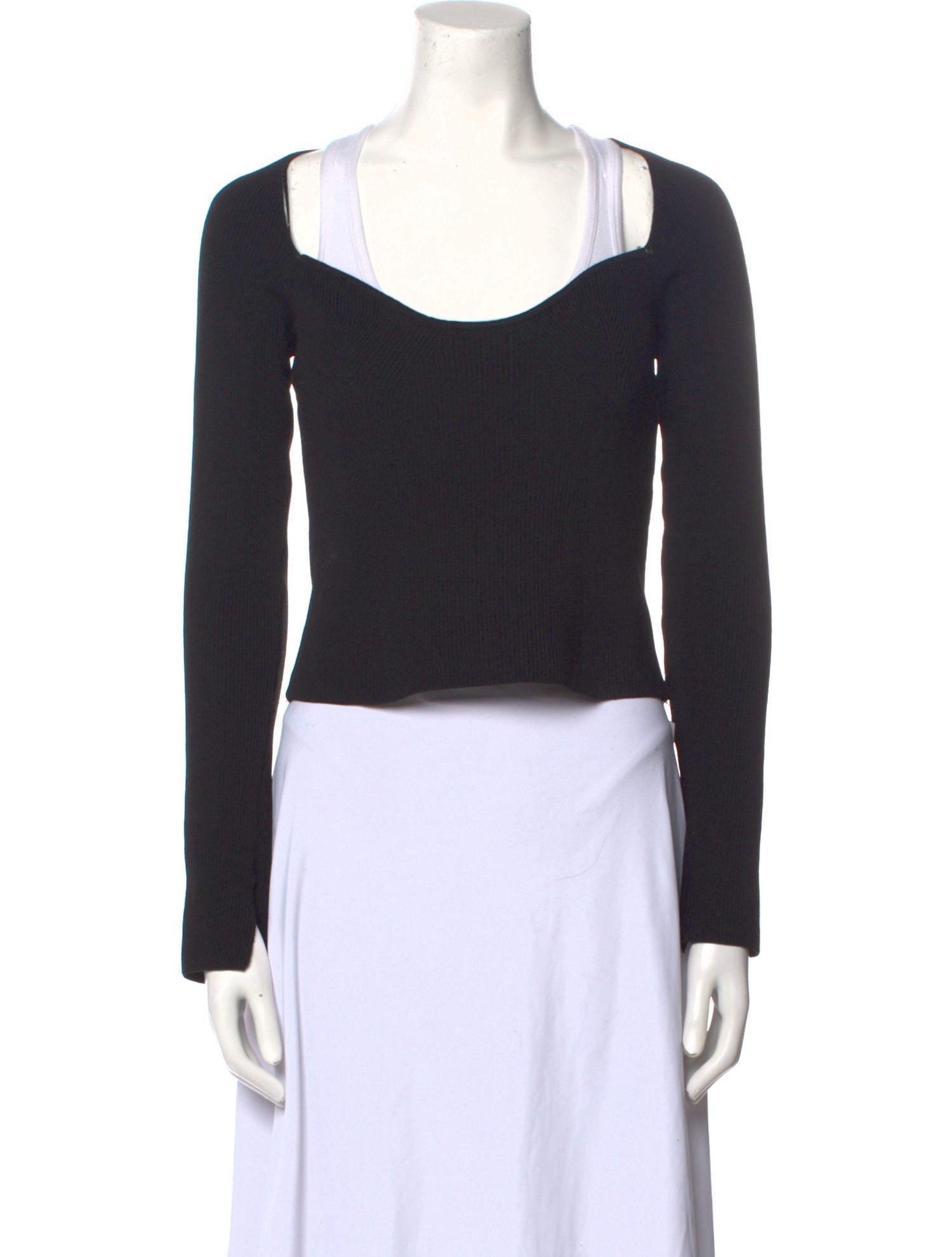 Dissh Scoop Neck Long Sleeve Crop Top