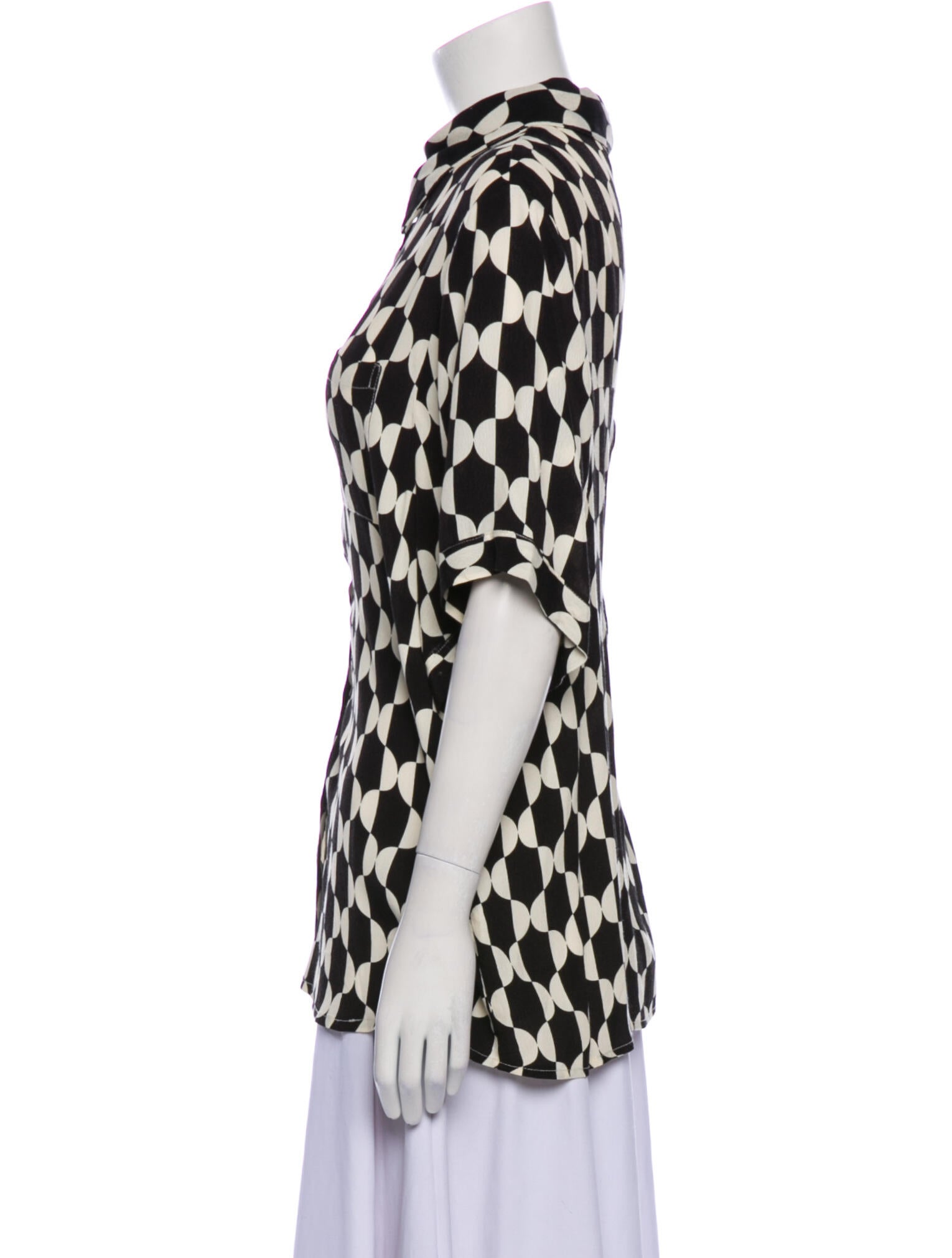 Dissh Printed Three-Quarter Sleeve Button-Up Top