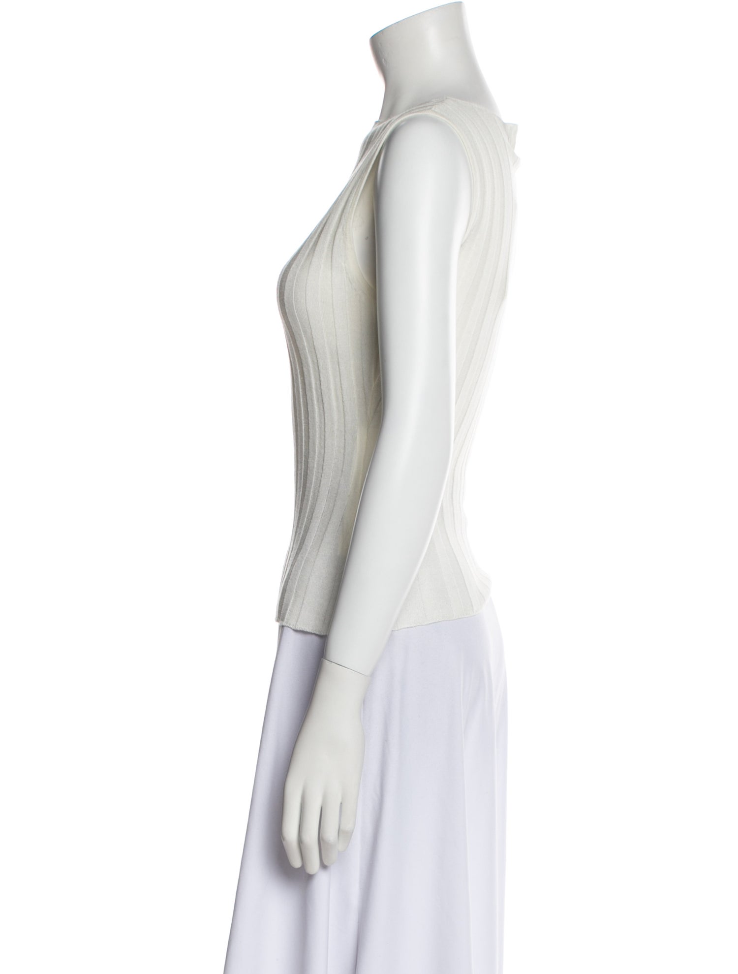 Dissh Bateau Neckline Sleeveless Top