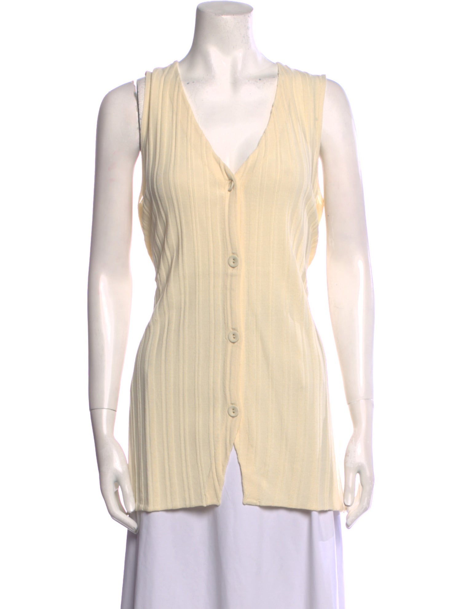 Dissh V-Neck Sleeveless Top