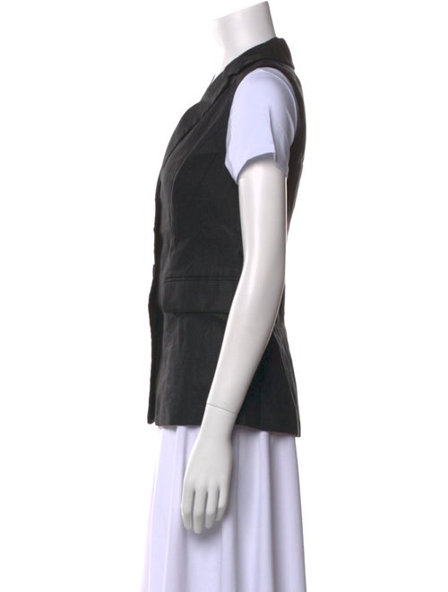 Dissh Linen V-Neck Button-Up Top