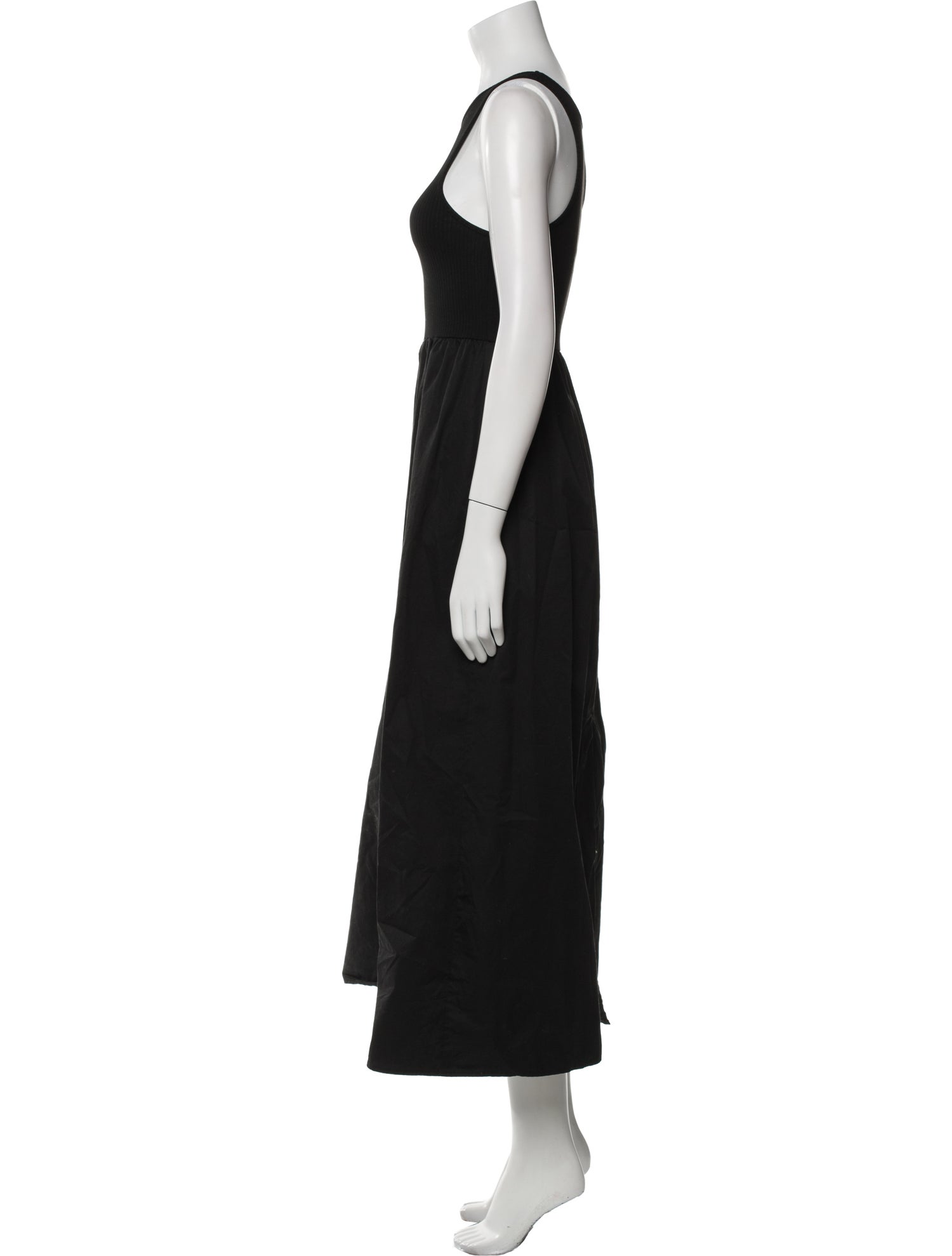 Dissh Scoop Neck Long Dress