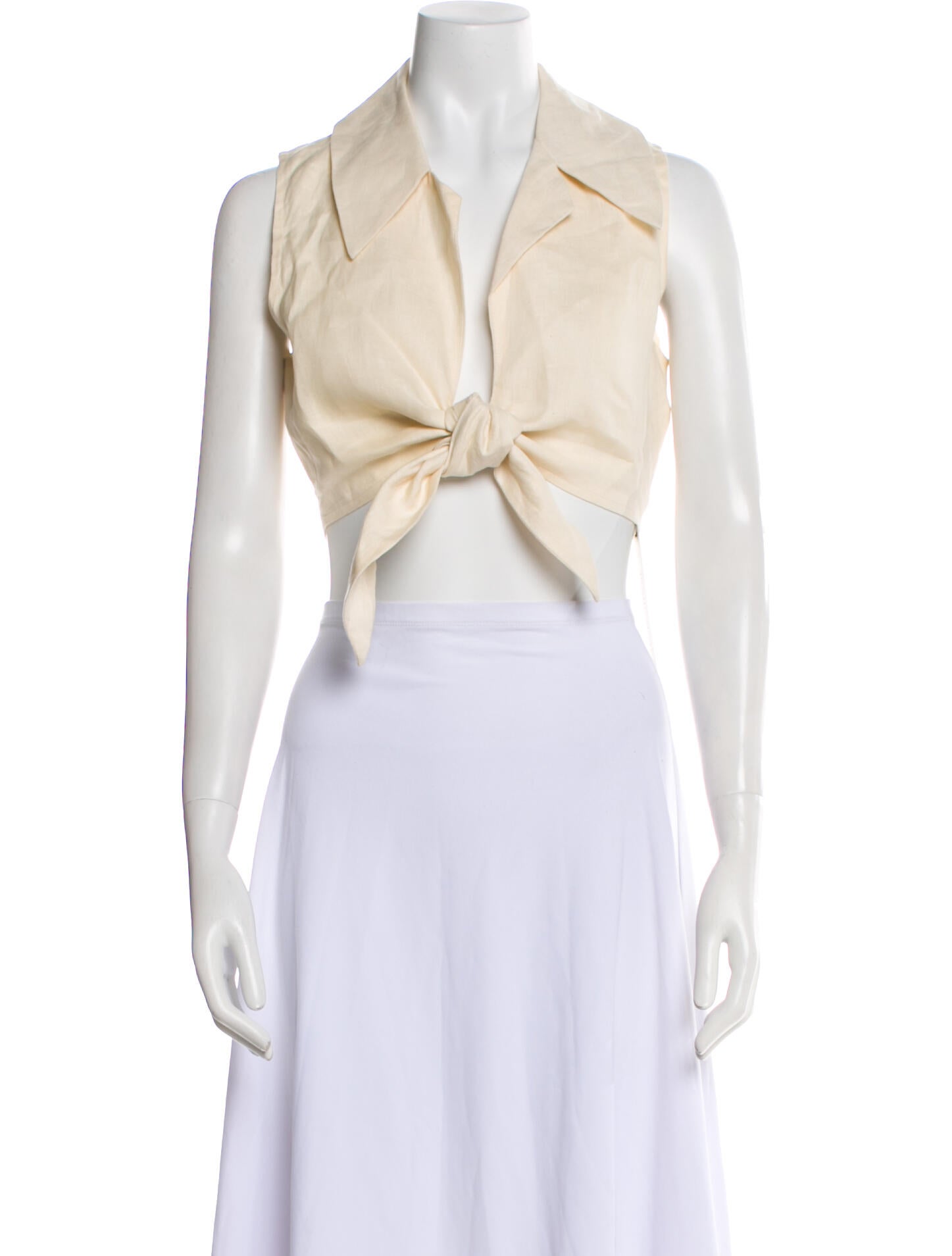 Dissh Linen Sleeveless Crop Top