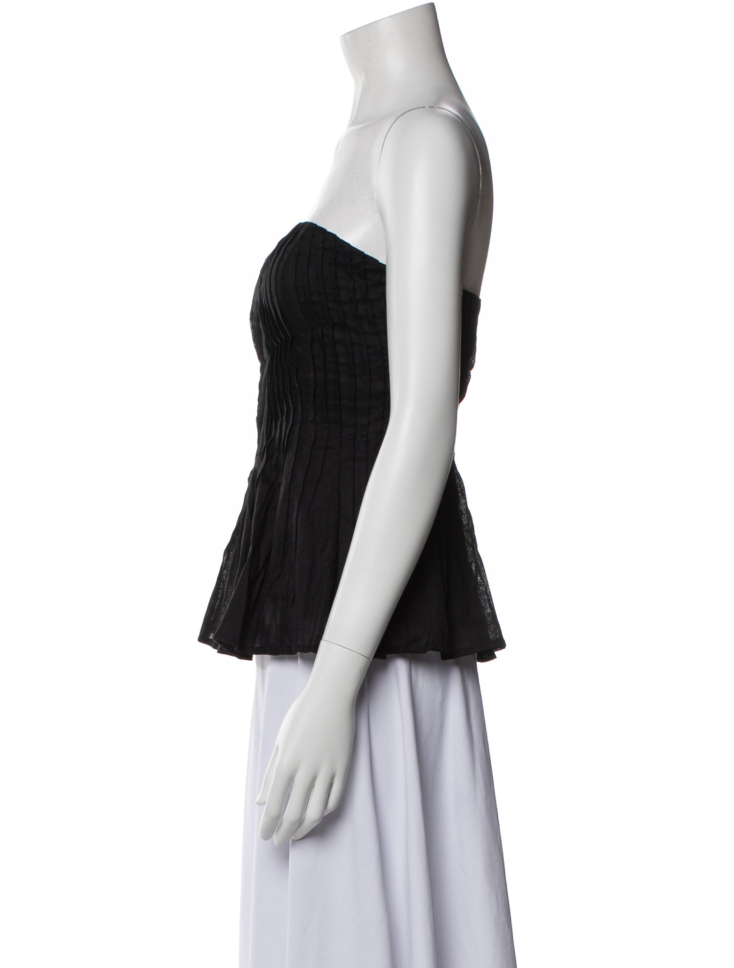 Dissh Strapless Crop Top