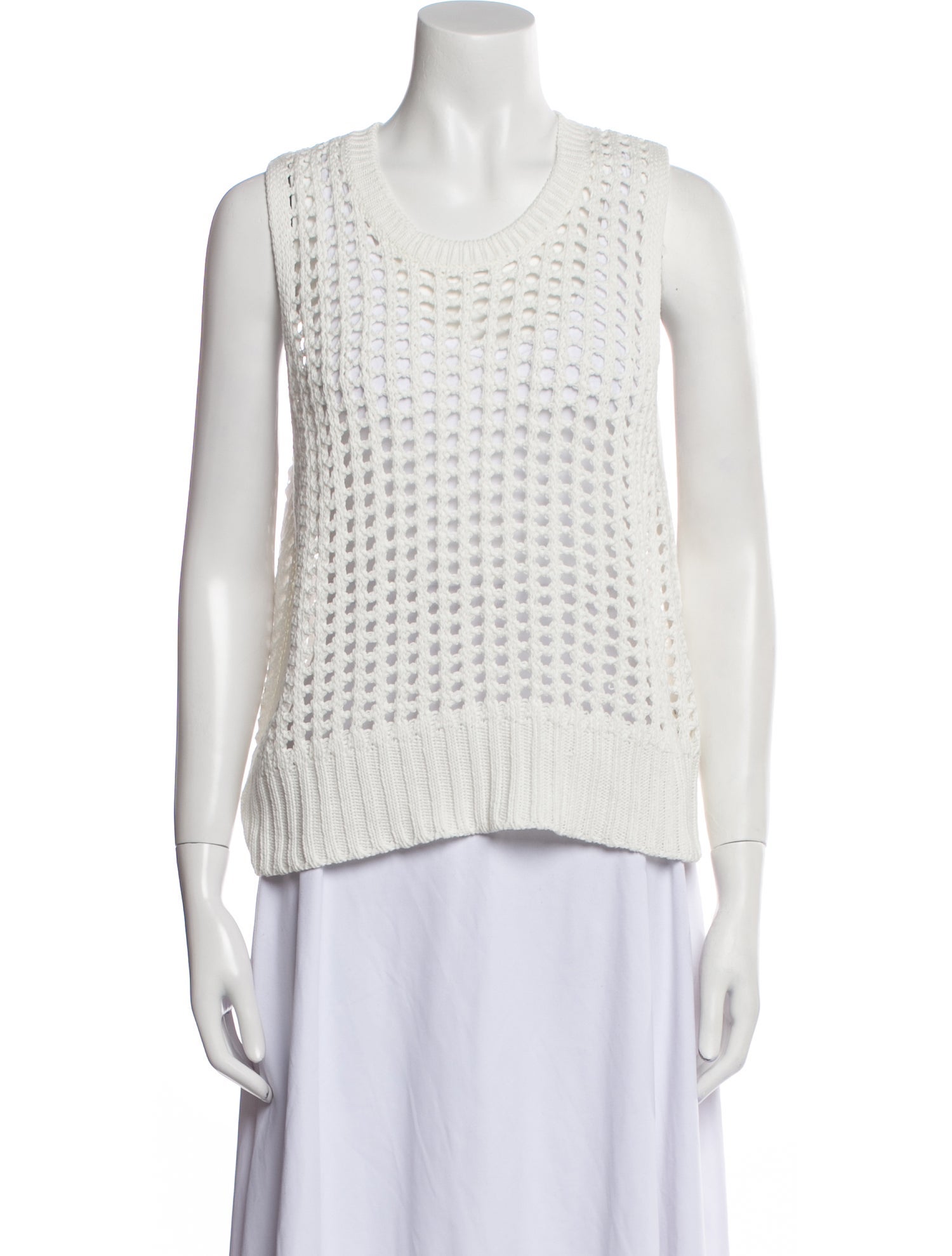 Dissh Scoop Neck Sleeveless Top