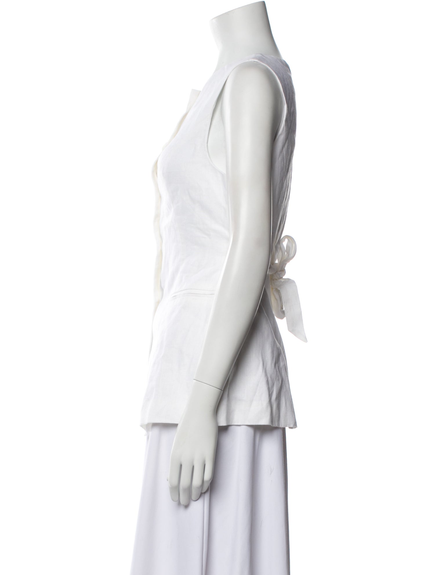 Dissh Linen Crew Neck Button-Up Top