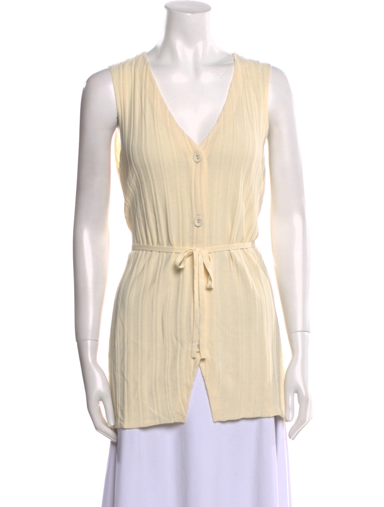 Dissh V-Neck Sleeveless Top