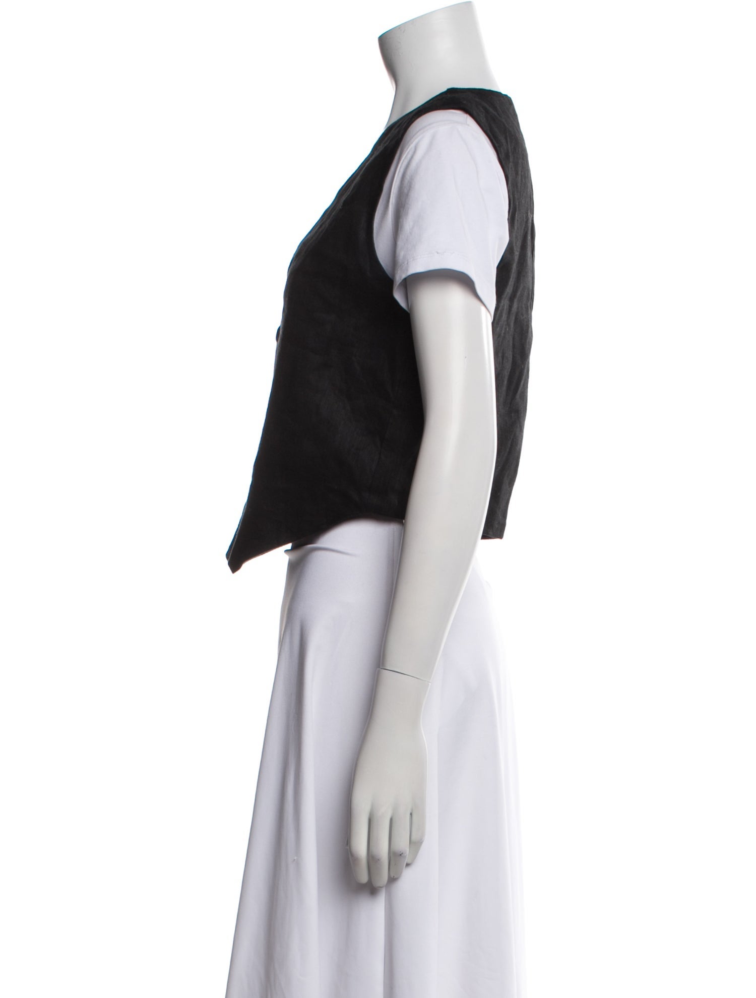 Dissh Linen V-Neck Crop Top