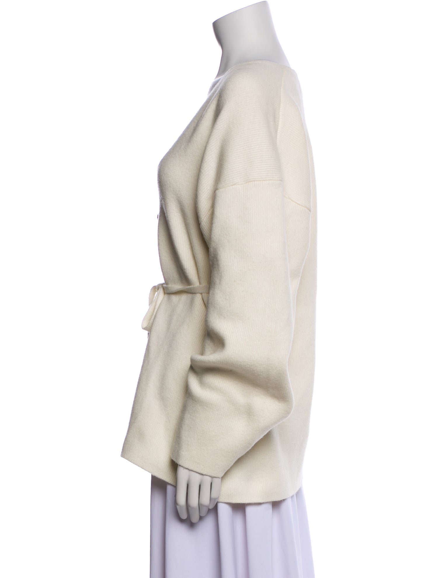 Dissh V-Neck Sweater