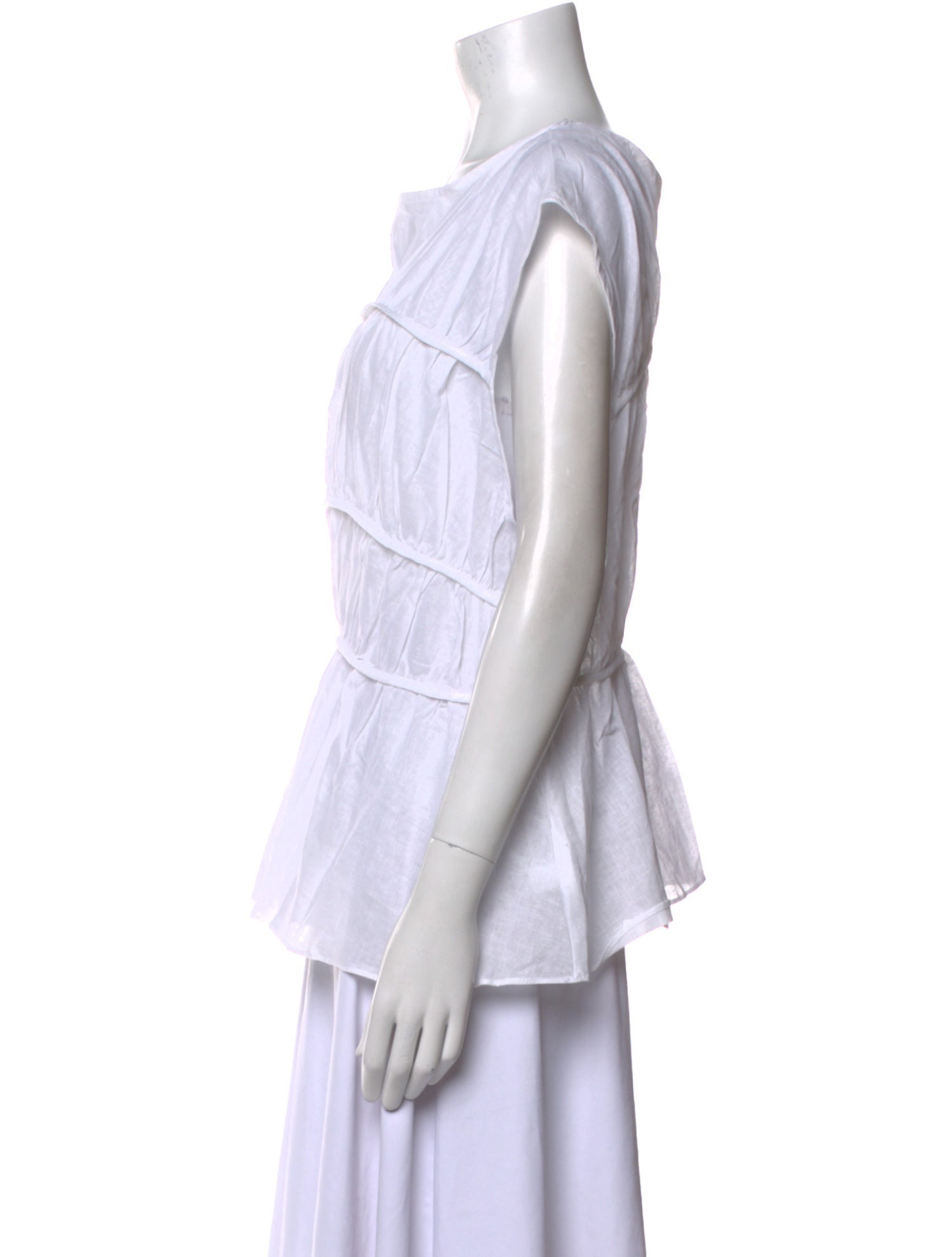 Dissh Scoop Neck Short Sleeve Top w/ Tags