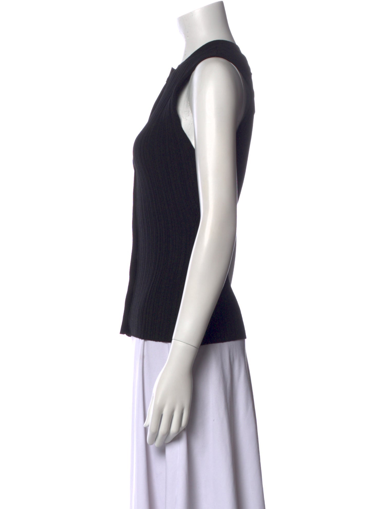 Dissh Crew Neck Sleeveless Top