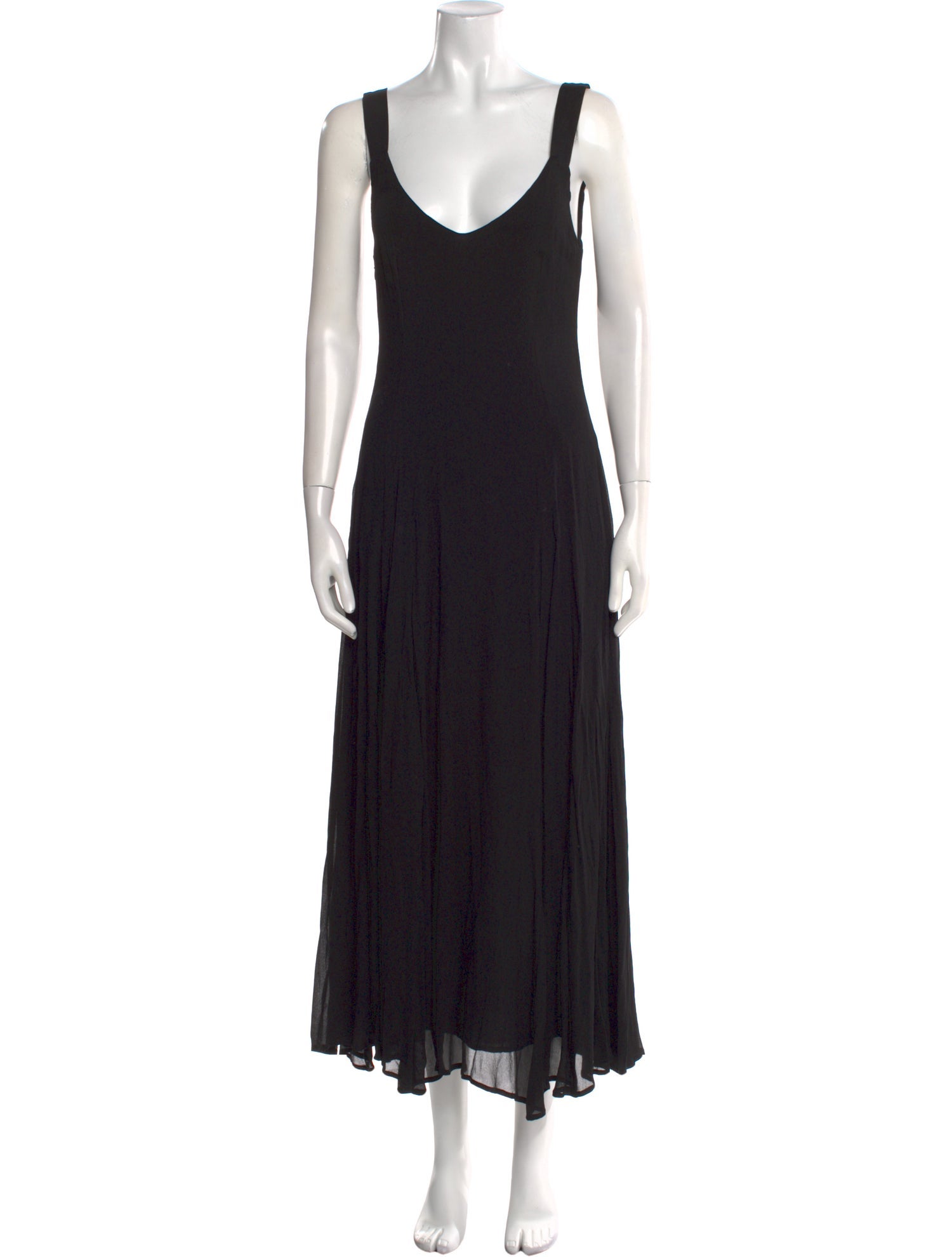 Dissh Scoop Neck Long Dress