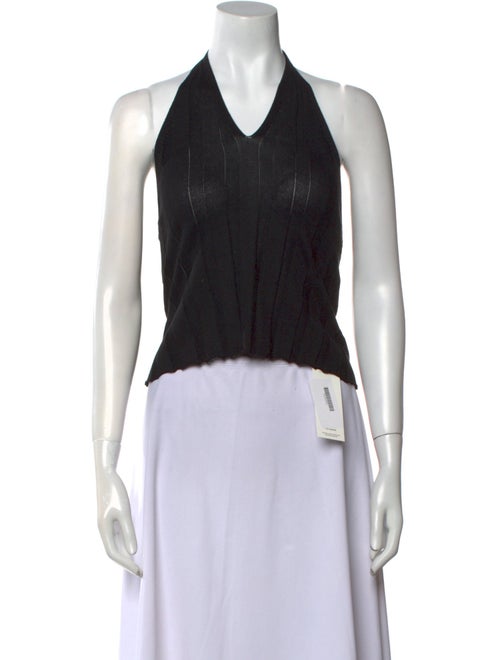 Dissh V-Neck Sleeveless Crop Top