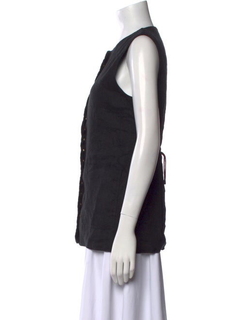 Dissh Linen Crew Neck Button-Up Top