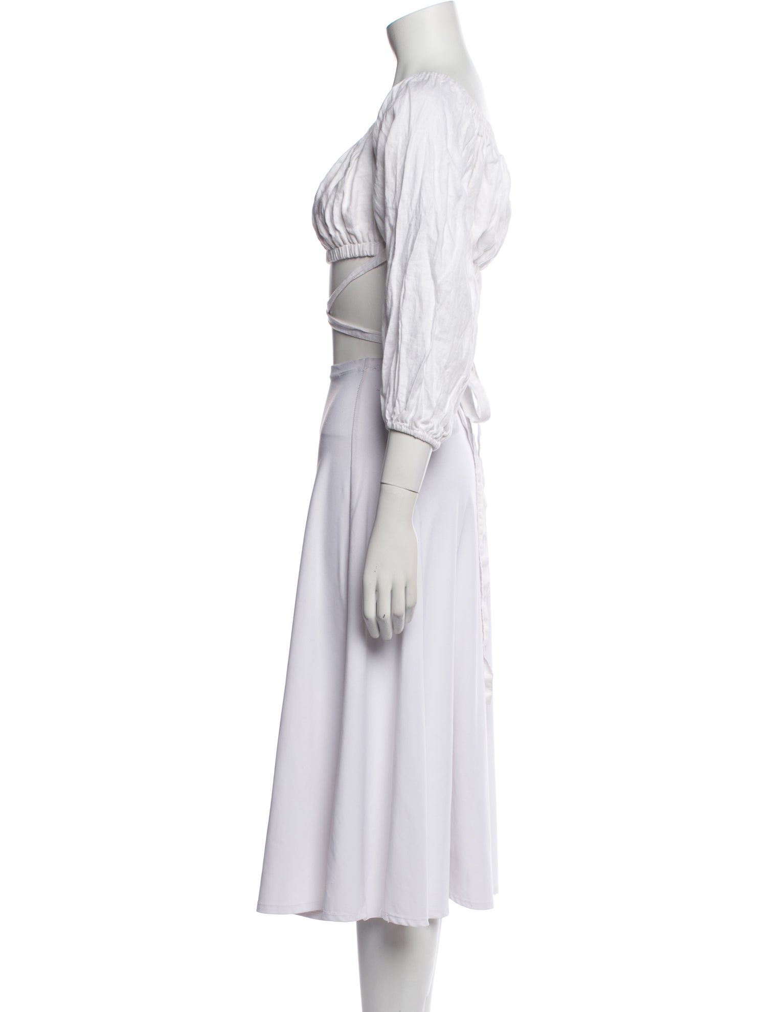 Dissh Linen Square Neckline Crop Top