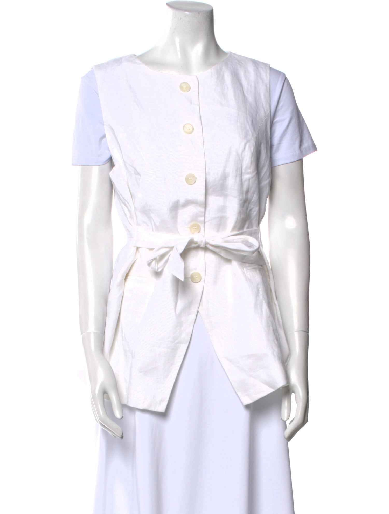 Dissh Linen Scoop Neck Button-Up Top