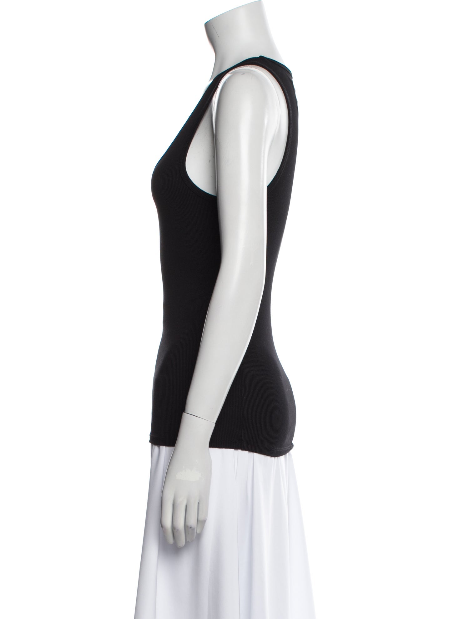 Dissh Scoop Neck Sleeveless Top