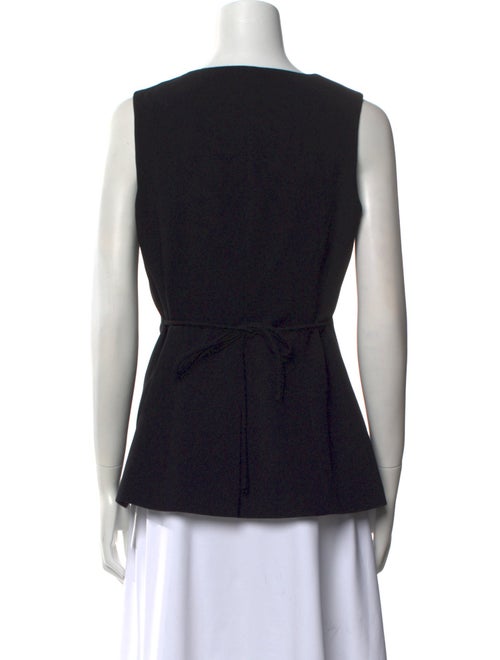 Dissh V-Neck Sleeveless Top